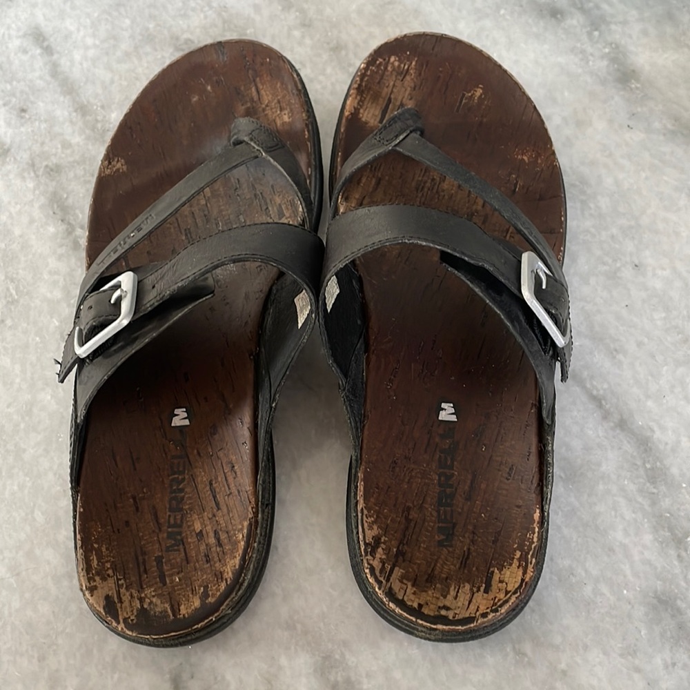 Merrell women’s 9 leather & cork sandals